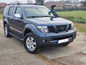 Nissan Pathfinder 2.5 dCI Automat 7-miestny - 4