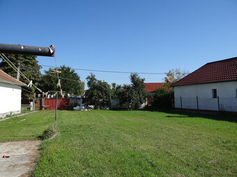 NA PREDAJ – JELKA okr. GALANTA - stavebný pozemok v dobrej l - 4