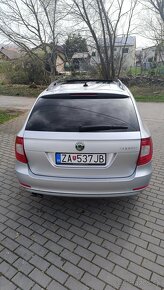 Skoda Superb 2 2.0tdi 125kw dsg 2011 Elegance - 4