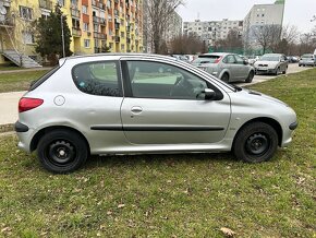 Peugeot 206 - 4