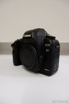 Canon EOS 5D Mark II - 4