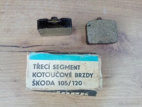 termostat, brzdové doštičky predné - Škoda 105, 120... - 4