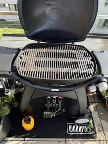 Weber Q3200 plynovy gril - 4