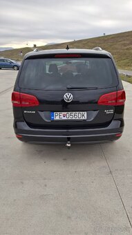 Volkswagen Sharan 2.0 TDi 125kW DSG HIGHLINE 7 miestne - 4