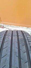 205/55 R16 Yokohama BluEarth-GT - 4