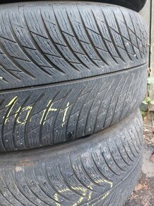 Predam zimne pneu 4x 265/50R19 RFT Michelin - 4