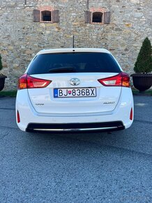 TOYOTA AURIS TS 1,6 Valvematic  Active + Trend 2015 - 4