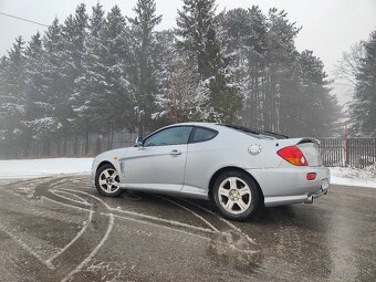 Hyundai Coupé - 4