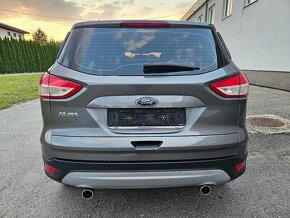 Ford Kuga 1.6i 150PS Titanium - 4