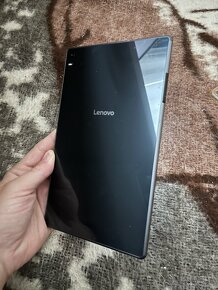 Tablet Lenovo Tab4 8 plus+ slot na sim karty - 4