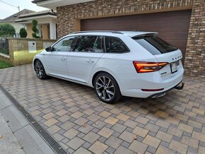 Škoda Superb Sportline 2.0 TDI, 2021, 147kW, Virtual, DCC - 4