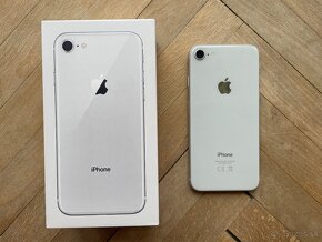 Apple iPhone 8 64GB - 4