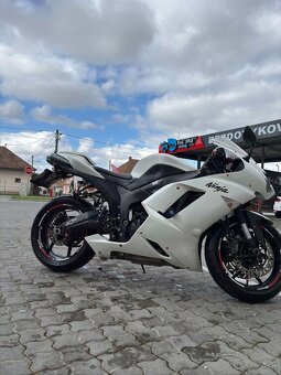 Kawasaki ZX6-R (ZX600P) - 4