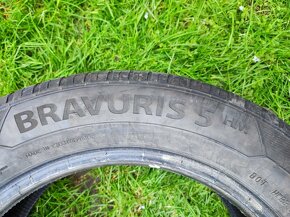 1x BARUM Bravuris 5 215/55 R16 W XL letna - 4