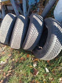 Predám zimnú sadu kolies na škoda Octavia 1 195/65 R 15 - 4