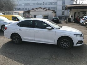 Škoda Octavia 4 2.0 TDi r.v.2022 DSG Ambition PLUS-ČR-DPH - 4