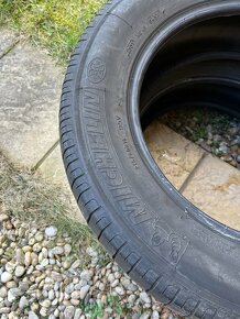 215/60 r16 Michelin - 4