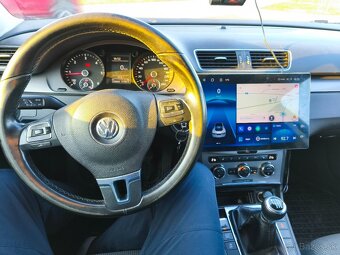 VW Passat B7 - 4