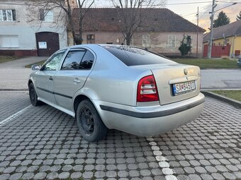 Skoda octavia 1.6 74 kw - 4