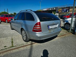 Mercedes-Benz C trieda Kombi 220 CDI Elegance A/T - 4