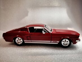 Predám Ford Mustang 1967, 1:24, Maisto - 4