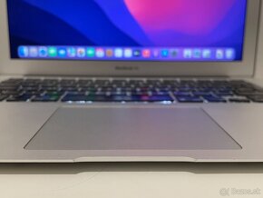 Apple MacBook Air 13" Early 2015 128 GB - 4