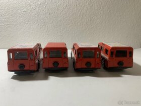 4x Land Rover Defender 1:47 BBurago - 4