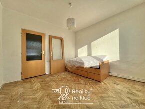 Na predaj 3-izbový byt s balkónom v centre mesta na Michalsk - 4