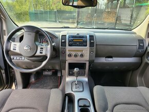 Nissan Pathfinder - 4