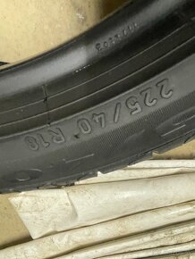 Pirelli 225/40 R18 4x=80€ - 4