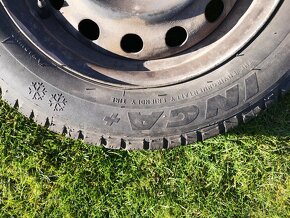 Zimné pneumatiky 185/65 R14 4 ks s diskami. - 4