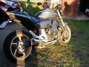 Honda Hornet 600cbf - 4