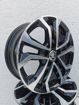 Škoda Octavia, Superb alu disky Dezent 5x112 R16 - 4