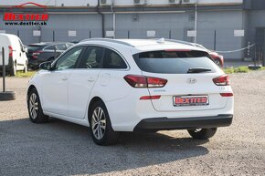 Hyundai i30 CW 1.6 CRDi Family - 4