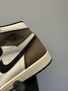 Nike Air Jordan 1 Retro High Dark Mocha - 4