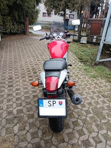 Honda VTR 250 - 4