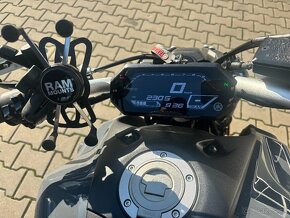 Yamaha MT07 - 4