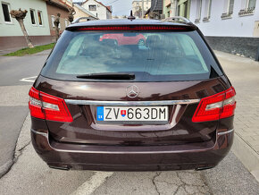 Mercedes E trieda 200 CDI Blue Avantgarde - 4