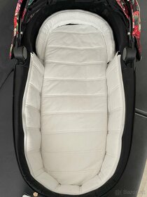 Cybex priam hlboka vanicka lux spring dark blossom - 4