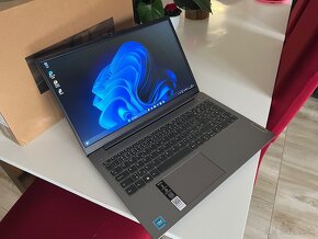 2023/Lenovo/Notebook/CPU 3.40GHz/4GB RAM DDR5/Intel HD 2GB - 4