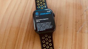 Apple Watch 7 so zafírovým sklom - 4