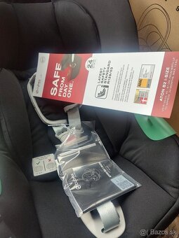 Predám autosedačku Cybex+spodný nadstavec Isofix - 4