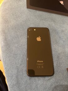 Iphone 8 64GB - 4