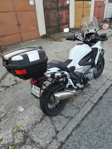 Predam Honda VFR 1200 Crosstourer r.v. 2012 automat DCT - 4