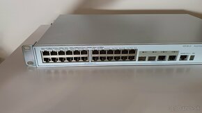 Ethernetový switch, 26 portov, 2x 1Gigabit port - 4