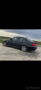 BMW E90 320D LCI - 4