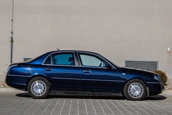 Lancia Thesis - 4