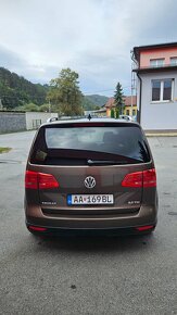 Volkswagen Touran Cross 2.0 TDI CR 103kw DSG Highline - 4