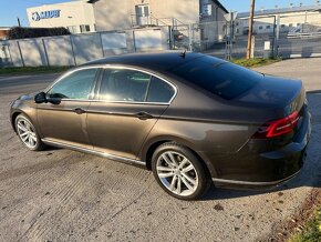 Volkswagen Passat 2.0 BiTDI 240k BMT Highline 4MOTION DSG - 4