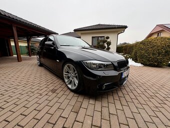 BMW 330i E91 LCi M Paket - 4